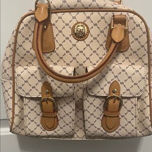 Rioni Cream and Tan Crossbody Bag